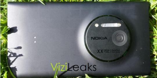 Nokia EOS bernama Lumia 1020?