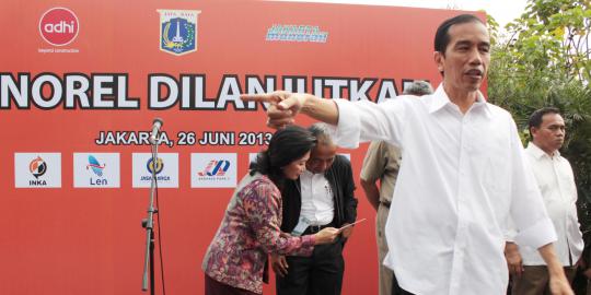Ditanya peluang nyapres, Jokowi-Yusril saling tatap mata