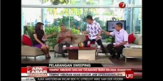 Siram sosiolog, Jubir FPI Munarman sebut cuma 'ngasih minum'