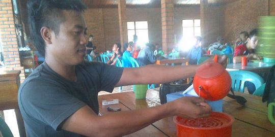 Tertipu air teko buat kobokan di Kalimantan Barat