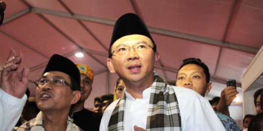 naik kuda di acara jakarnaval rev8
