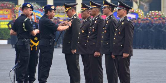 5 Kisah heroik polisi berbuah kenaikan pangkat luar biasa