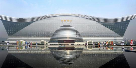 China resmikan gedung terbesar sejagat