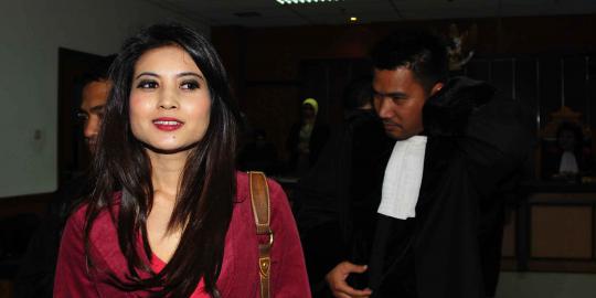 Cerita Novi Amalia yang selalu melawan polisi