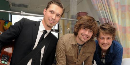 Hanson: Kami masih bangga dengan \'MMMBop\'!