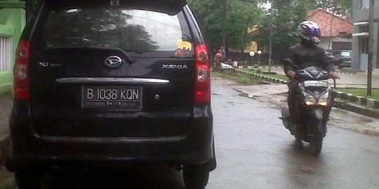 One Day No Car di Bekasi amburadul, banyak PNS parkir sembunyi