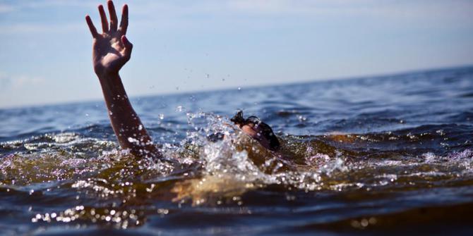 7 Siswa Tenggelam Di Pantai Labuhan Lampung 5 Selamat 2