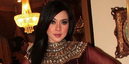 Syahrini siapkan tren baru, bukan kain kaftan lagi