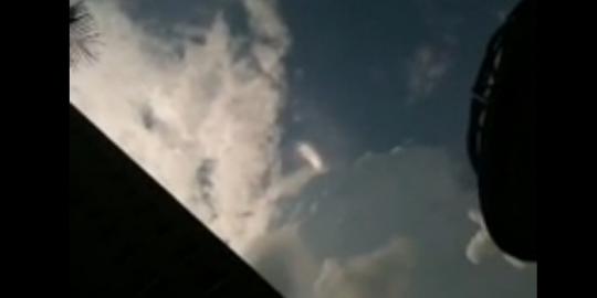 [Video] Awan di langit ini seperti sedang menari