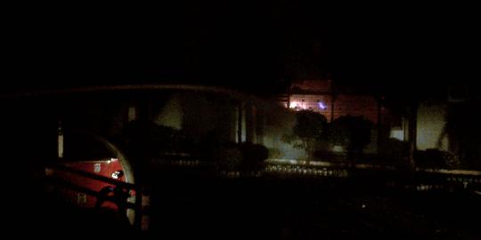 Api belum terkendali, warga padati sekitar LP Tanjung Gusta