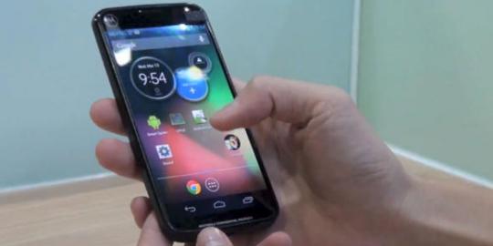 Motorola Moto X tantang iPhone 5S