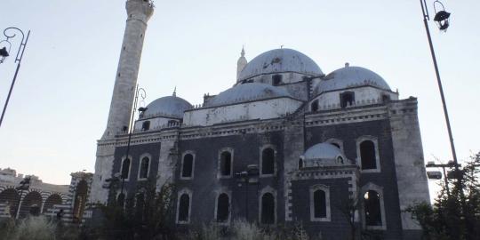 Masjid Khalid bin Walid rusak akibat konflik Suriah