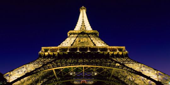 Google akan 'pindahkan' Eiffel ke dalam internet