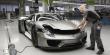 Mengintip dapur pembuatan Porsche 918 Spyder Rp 8 miliar