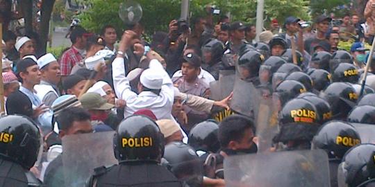 Kapolda dan Pangdam turun ke lokasi bentrokan FPI dengan warga