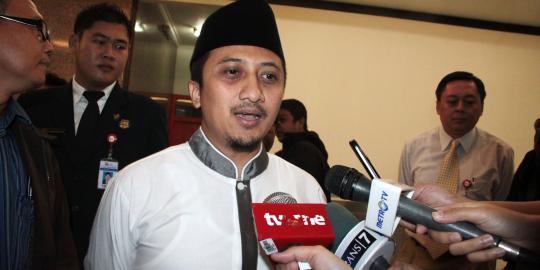 Bisnis tak berkekuatan hukum, Yusuf Mansur dibela Dahlan