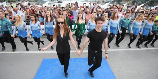 2.000 Orang menari Riverdance pecahkan rekor dunia!