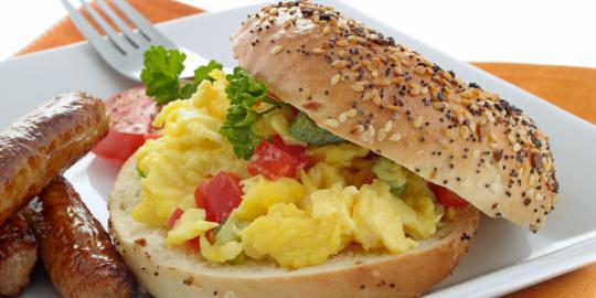 [Resep] Sarapan dengan sandwich telur orak-arik istimewa