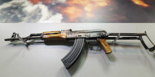 Senapan AK-47 Bin Ladin dipamerkan di museum CIA