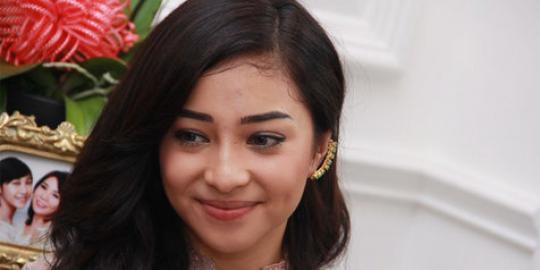 Tunggu kuota, Nikita Willy bakal naik haji  merdeka.com