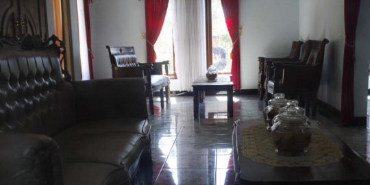 dan mebel mewah rev1