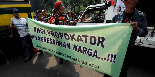 Ahok berlatih sebut preman jadi freeman, mucikari jadi agensi