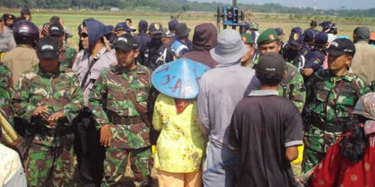 Protes PLTU batu bara, warga Batang bentrok dengan TNI-Polri