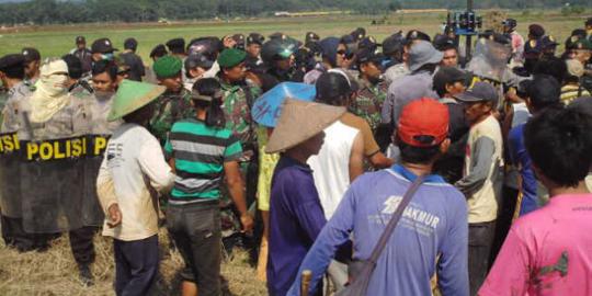 Bentrok dengan warga di PLTU Batang, TNI-Polri dikecam