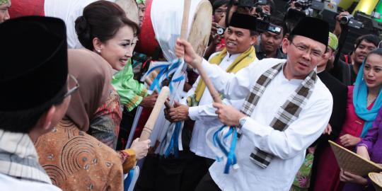 Ahok akan siapkan hakim dan jaksa untuk denda PKL yang ngeyel