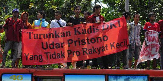Angkutan umum bobrok di Jakarta solid melawan Jokowi Ahok