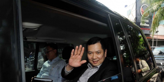 di balik aksi hary tanoe borong aset milik bakrie
