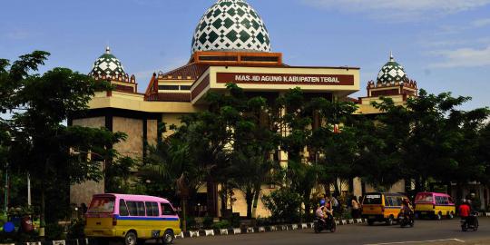 Masjid Agung Tegal, lokasi tepat melepas lelah saat mudik