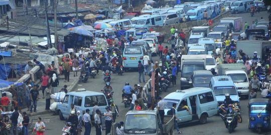 Penertiban lapak PKL Tanah Abang tanpa keributan