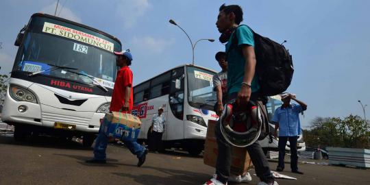 Jakarta Timur & Utara pintu masuk utama pendatang baru