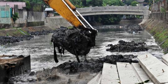 Proyek sodetan di kali Ciliwung dimulai akhir tahun