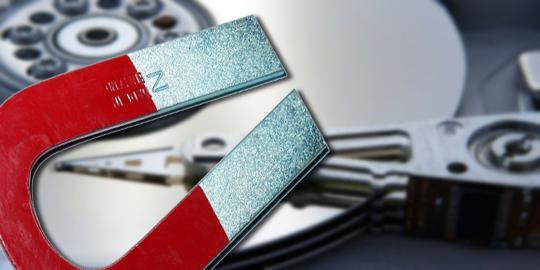 Benarkah magnet dapat menghapus data dari hard-disk?