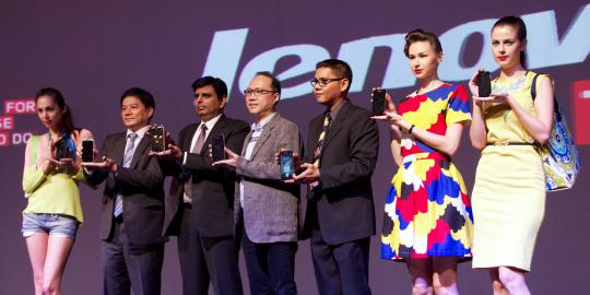 Angka penjualan smartphone Lenovo kalahkan perangkat PC nya