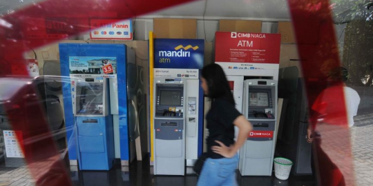 5 modus sederhana pelaku pembobol mesin atm