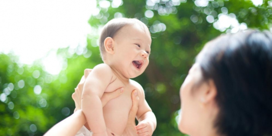 6 fakta menarik tentang bayi kembar identik