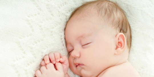 6 fakta menarik tentang bayi kembar identik
