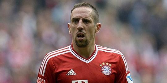 Ribery yakin bisa kalahkan Ronaldo dan Messi