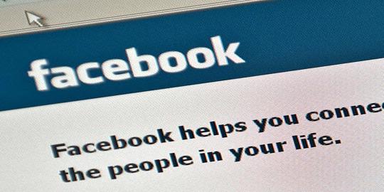 Seorang hacker beberkan bug FB di timeline Zuckerberg