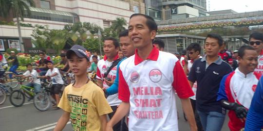 Jokowi dampingi SBY lepas ribuan pelari 8K di Monas
