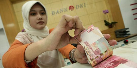 Rupiah masih belum perkasa