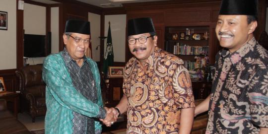 Jelang Pilgub Jawa Timur, KarSa kunjungi PBNU