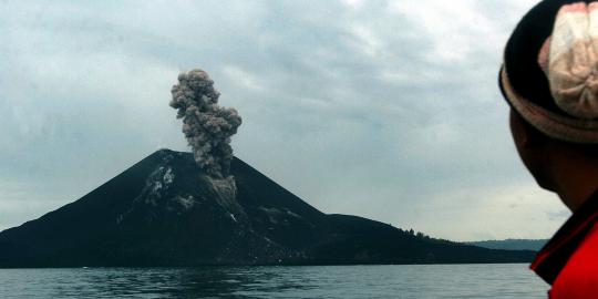 4 Rekor mencengangkan yang diciptakan letusan Krakatau