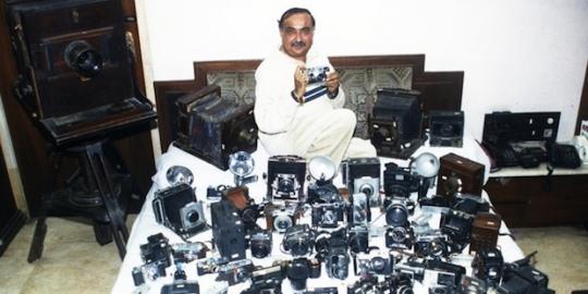 Pecahkan rekor dunia, pria Mumbai koleksi 4.425 kamera antik