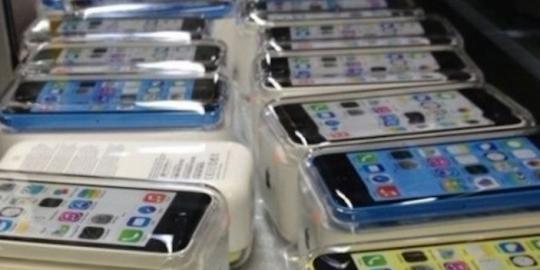 Bocoran iPhone 5C yang terbungkus rapi dan siap jual