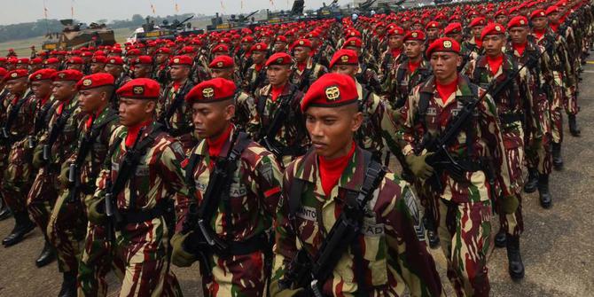 TNI resah ada ormas pakai baret merah bak Kopassus | merdeka.com