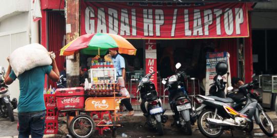 Motor, ponsel dan laptop masih jadi andalan untuk digadai